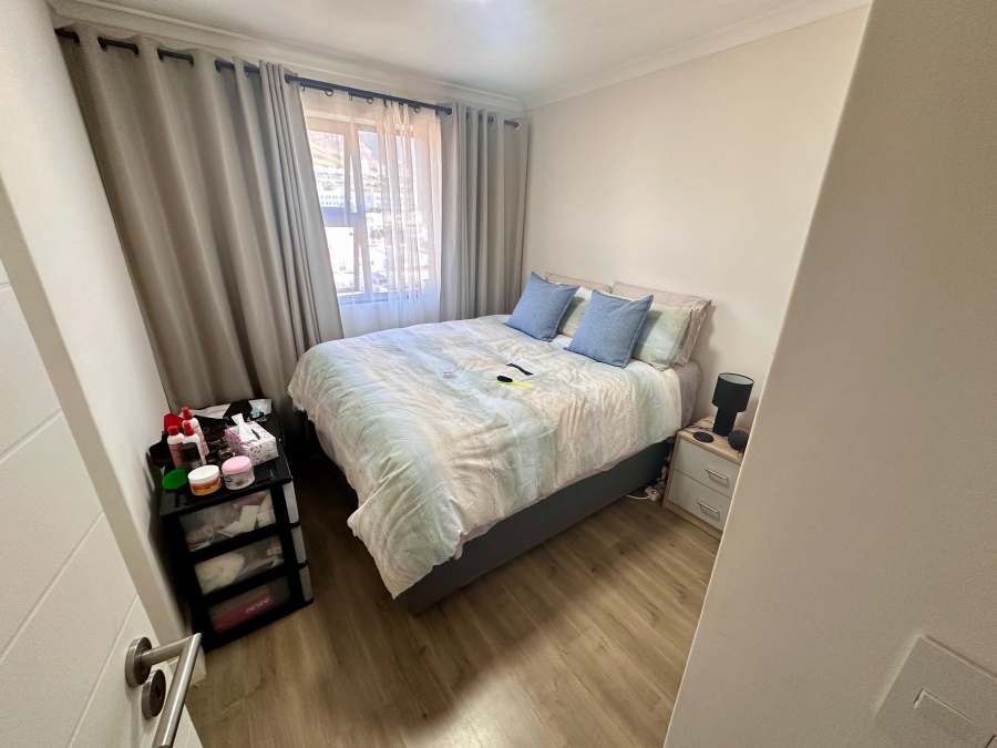 2 Bedroom Property for Sale in Zonnebloem Western Cape